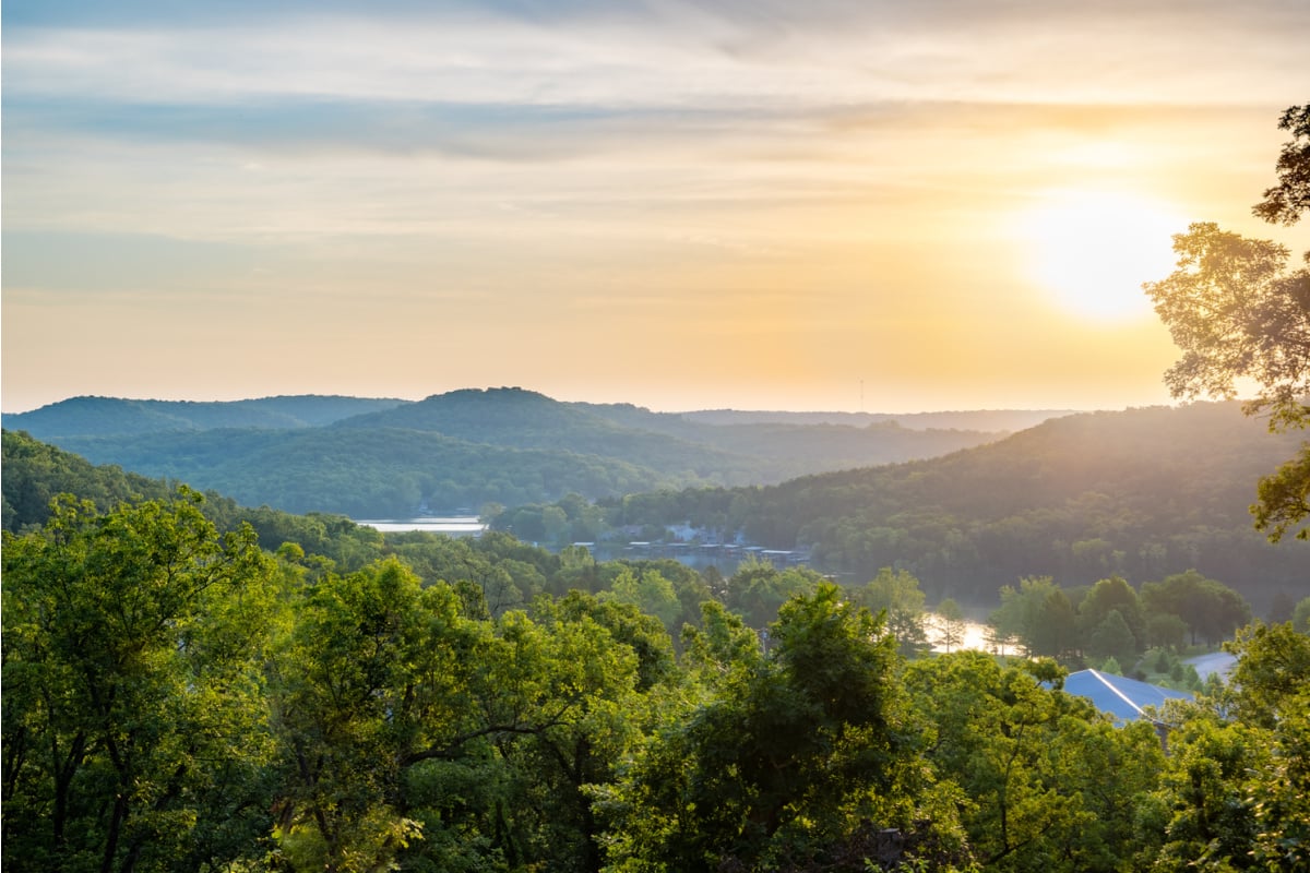 scenic mountains in the ozarks